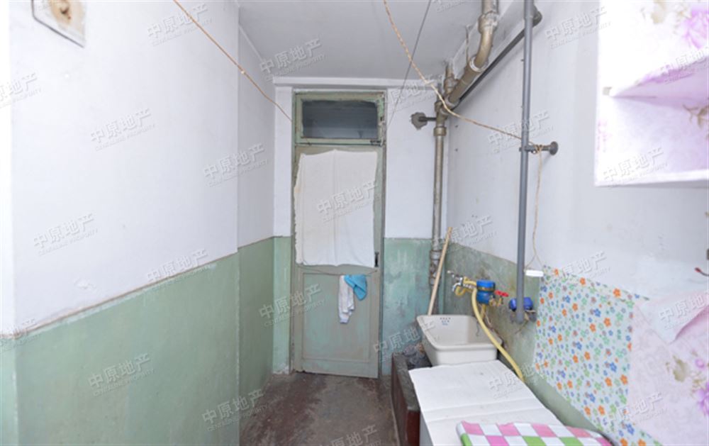 沙市道【沙市道 1室1厅1卫 大通台 带飘窗昆明